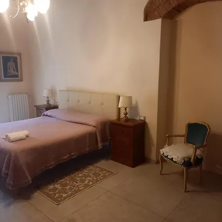 Ambrogiana ليفورنو
