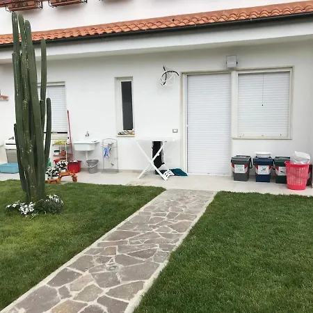 Ambrogiana Apartment